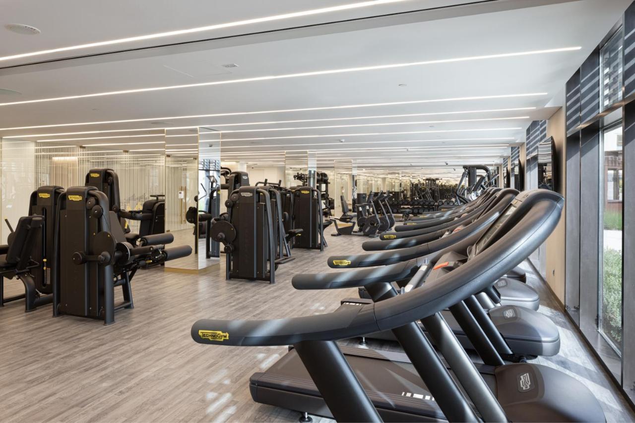 Jumeirah Gulf Of Bahrain 麦纳麦 外观 照片 The gym at The Ivy Collection