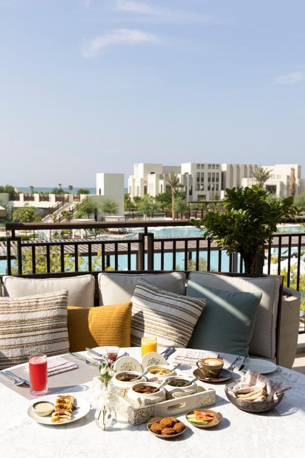 Jumeirah Gulf Of Bahrain 麦纳麦 外观 照片 View of the resort